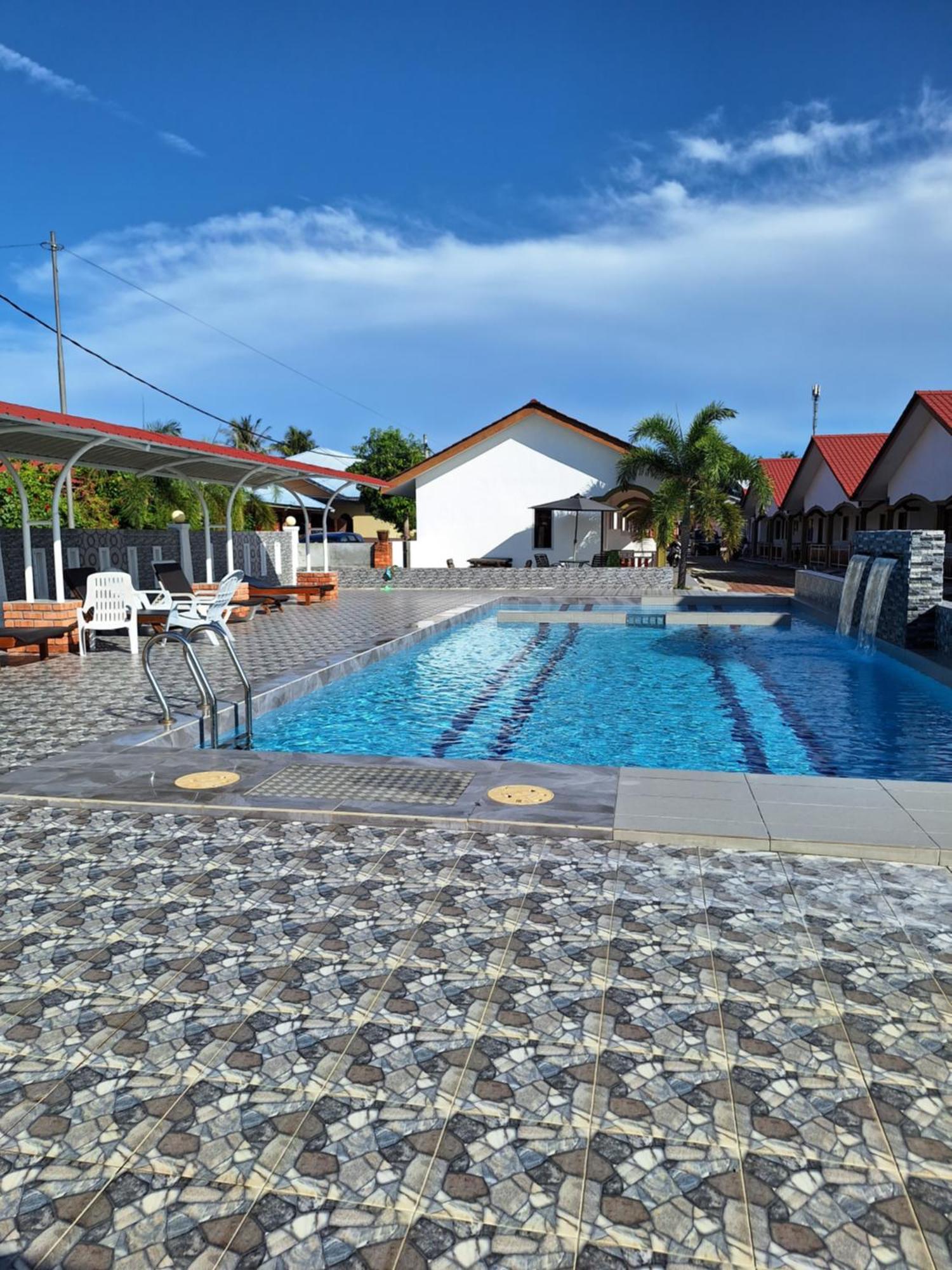The Nutshell Chalet Langkawi Пантай-Сенанг Экстерьер фото